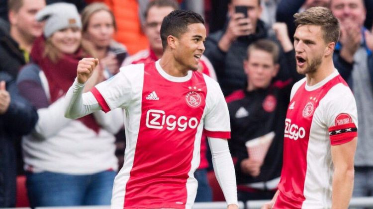 BATE dramatiski iegūst čempiones titulu, Kluivertam lielisks "hat-trick" "Ajax" uzvarā