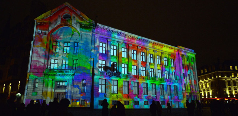 Izsludina 2018. gada gaismas festivāla “Staro Rīga” projektu finansēšanas konkursu