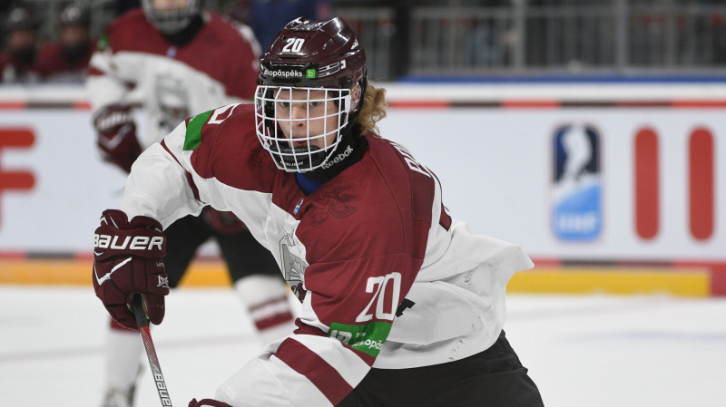 Četrus Latvijas hokejistus izvēlas Kanādas junioru līgu draftā