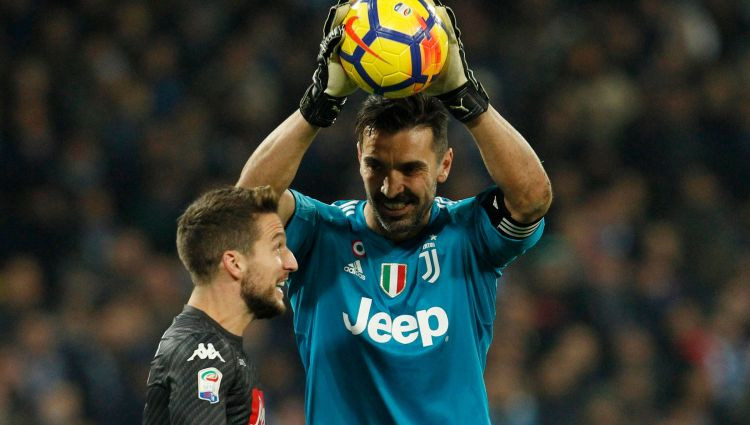 Itālijas A Sērijas neoficiālais fināls: "Juventus" pret "Napoli"