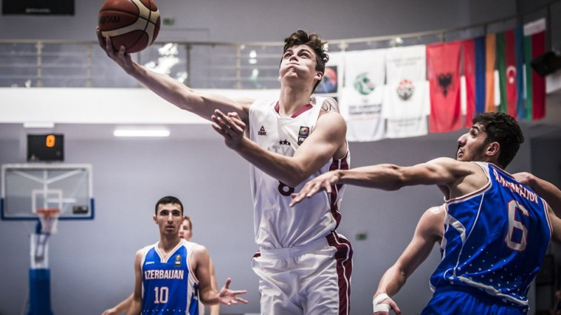 Latvijas U20 basketbola izlase EČ mačā droši uzvar Azerbaidžānu