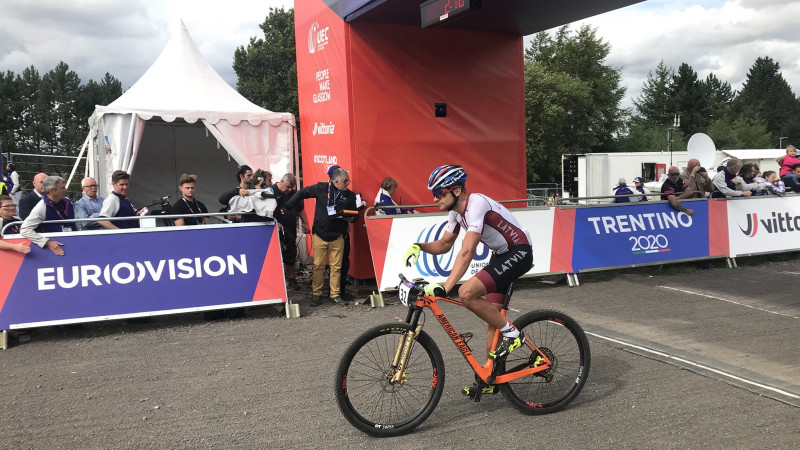 MTB riteņbraucējam Blūmam pēc veiksmīga sākuma 16. vieta Eiropas čempionātā