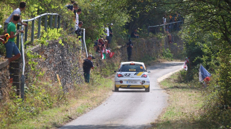 Sesks WRC debijā piedzīvo izstāšanos, bet rīt varēs turpināt dalību ātrumposmos