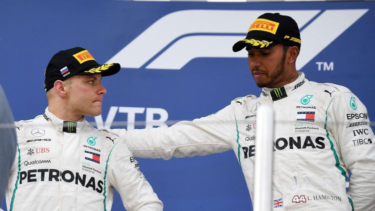 Botass: "Rēķinos, ka "Mercedes" vēlreiz liks palaist garām Hamiltonu"