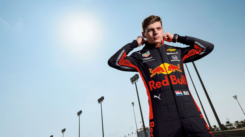 "Red Bull" atrāda jaunos F1 sacīkšu tērpus un paziņo prezentācijas datumu