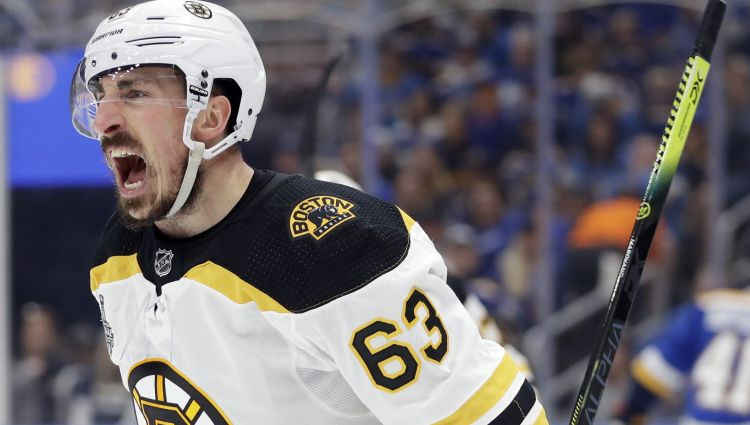 Bostona trešajā periodā grauj, NHL finālsērijā būs septītā spēle