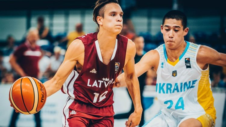 Latvijas U-20 basketbolisti pārbaudes mačā vēlreiz kapitulē Polijai