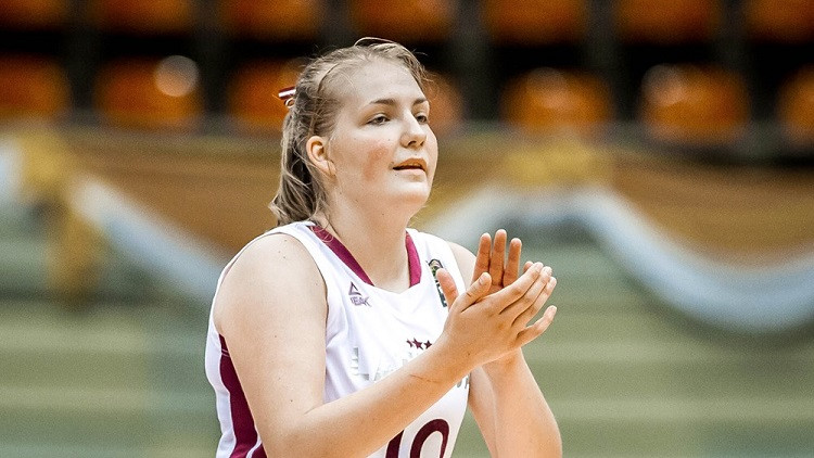 Melderei un Motei divatā 35 punkti, Latvijai ceturtā uzvara Pasaules U19 kausā
