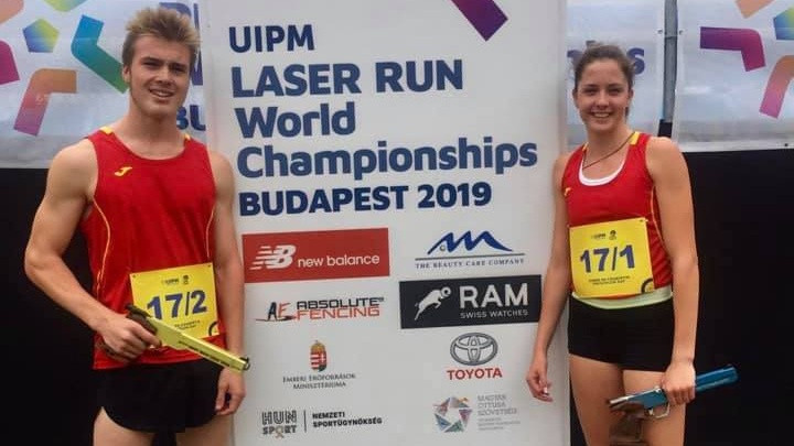 Malašenoka un Švecovs izcīna piekto vietu PČ "Laser Run" jauktajā stafetē