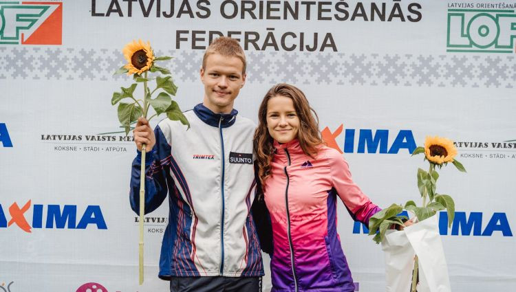 Rīgas sprintā uzvaras izcīna Grosberga un Upītis