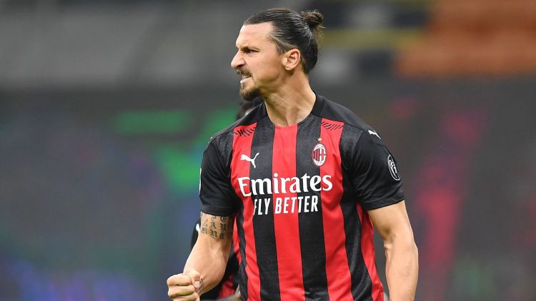 Zlatans turpina uguņot, "Milan" trīsreiz nenotur vadību pret "Roma"