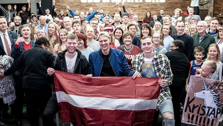 Vienradzis, Ozo un "Latvijas lāzers":  lielākie līgumi Latvijas sporta vēsturē