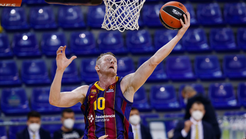 Šmitam astoņi punkti, "Barcelona" devītā uzvara pēc kārtas Spānijas ACB līgā