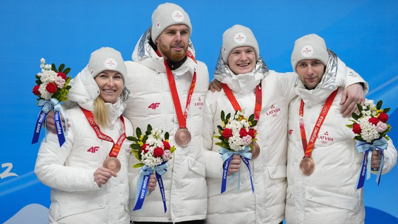 Latvijas stafetes komanda izcīna bronzas medaļas, Vācijai karaliskais flešs