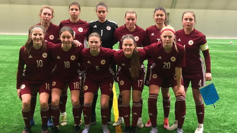 Latvijas U19 meiteņu futbolistēm Jelgavā smaga sakāve pret Serbiju