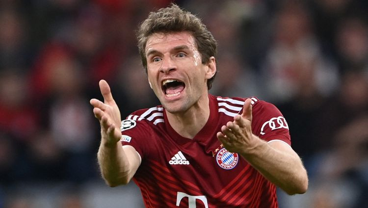 "Bayern" uzbrucējs Millers traumas dēļ atstāj treniņnometni