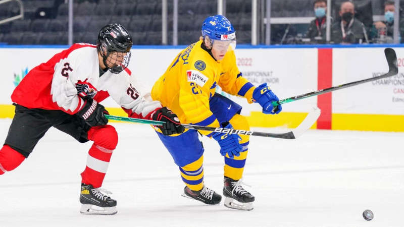 Zviedru hokejisti sešas reizes iekaro Austrijas U20 valstsvienības cietoksni