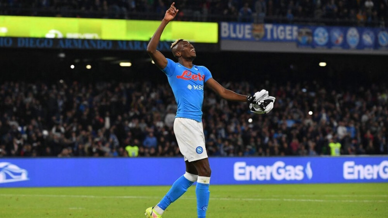 ''Napoli'' nosargā uzvaru pār ''Udinese'' un turpina dominanci Itālijā