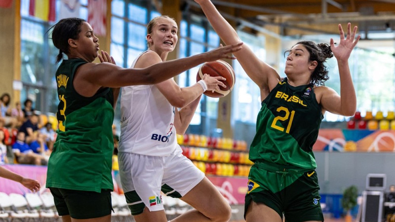 Jocītei 21+9, Lietuvas basketbolistes U19 Pasaules kausu iesāk pārliecinoši