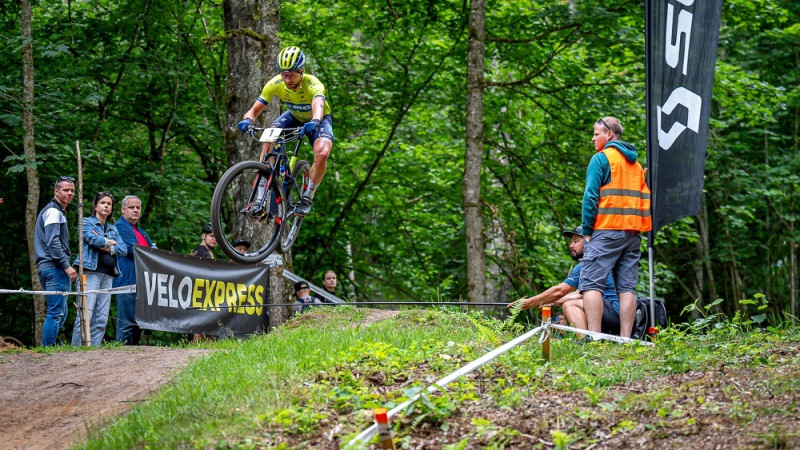 Blūms un Ermane-Marčenko uzvar Latvijas čempionātā MTB XCO