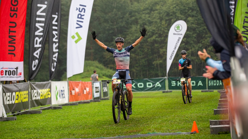 Carnikavā aizvadīts sportiskās cīņas ziņā spraigākais LK posms MTB XCO