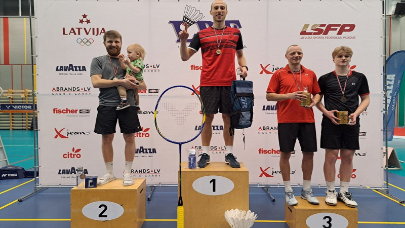 Podosinoviks Ķekavā izcīna desmito titulu pēc kārtas Latvijas čempionātā badmintonā