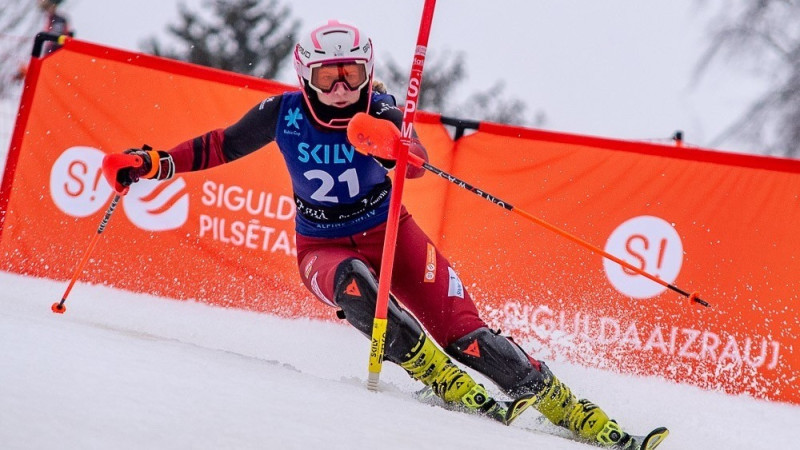 Ar triju kontinentu pārstāvju dalību Siguldā aizvadītas FIS slaloma sacensības