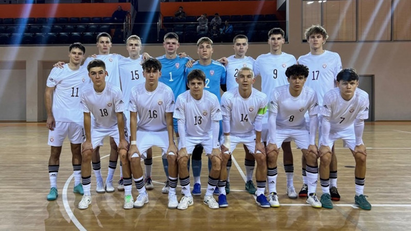 Latvijas U19 telpu futbolistiem vēl viena uzvara pār Moldovu