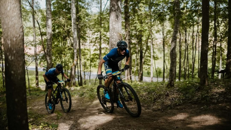 Spēcīgs sastāvs ar MTB braucējiem un biatlonistiem rītdienas grūtajā Pļaviņu MTB maratonā
