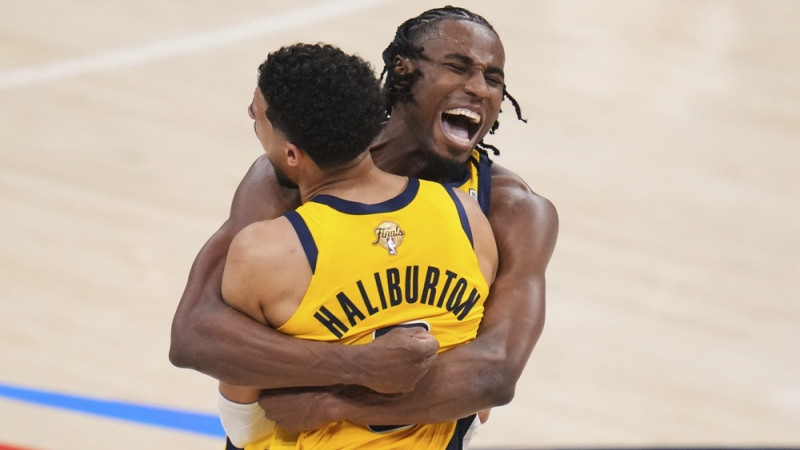 NBA finālsērijas piezīmes: Halibērtons un ''Pacers'' raksta vēsturi – viens pret pusotru miljonu