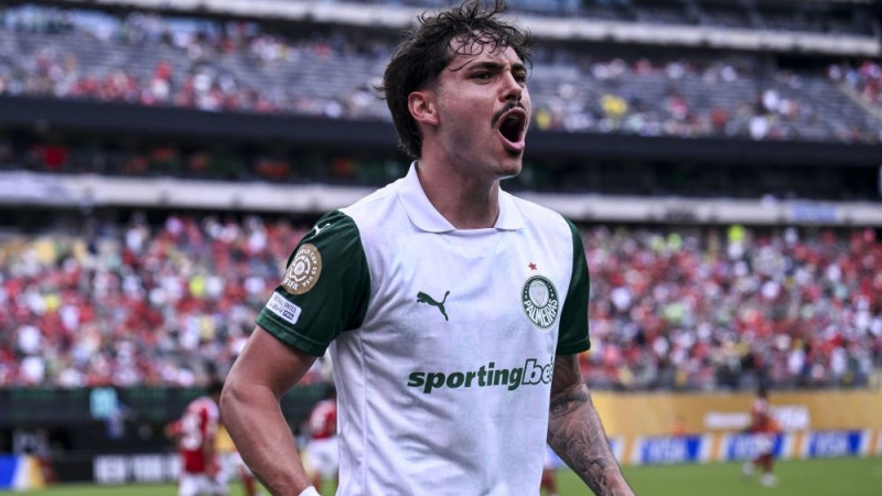 Gandrīz trīs stundas ilgā mačā "Palmeiras" droši apspēlē "Al Ahly"