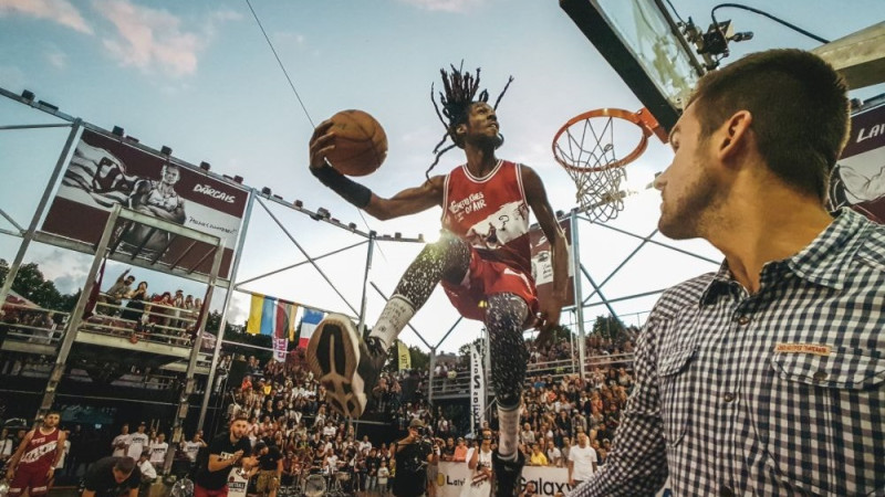 "Kings of Air" - dankeri no četriem kontinentiem 2. jūlijā lidos Grīziņkalnā