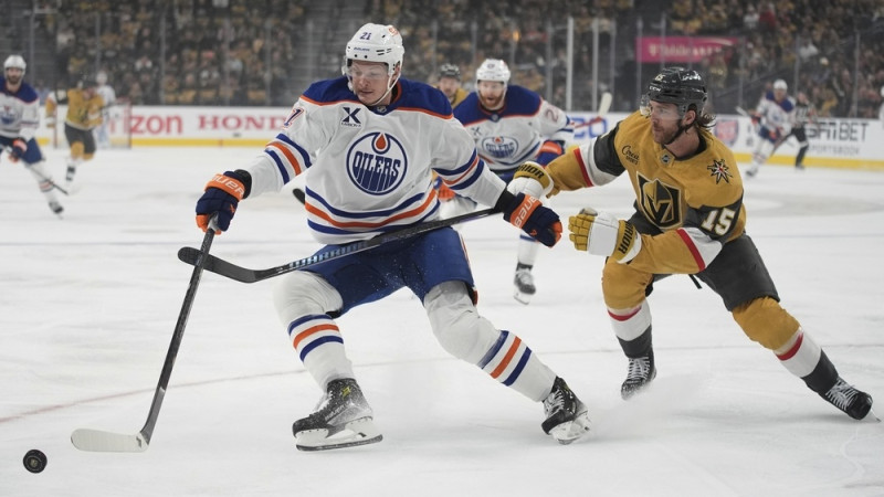 NHL vicečempione ''Oilers'' dod astoņu gadu līgumu trešās maiņas uzbrucējam