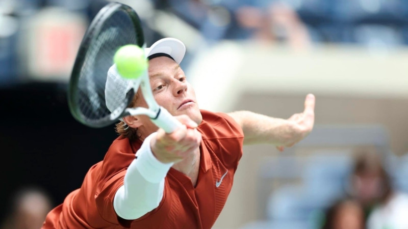 Alkarass, Sinners un Frics uzvar, ierodoties Āzijā