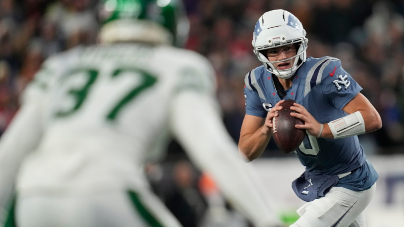 "Patriots" nosēdina Ņujorkas lidmašīnas, Denveras zirgi nospārda "Chiefs"