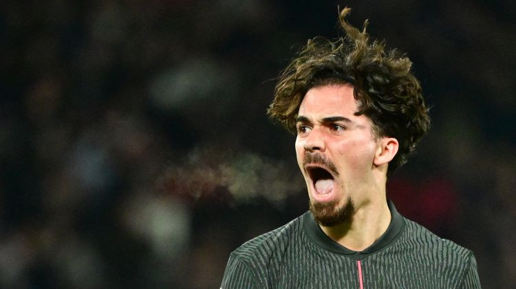 Pretinieku treneris pēc portugāļa hat-trick paredz Vitinju kā topošo Ballon d'Or ieguvēju