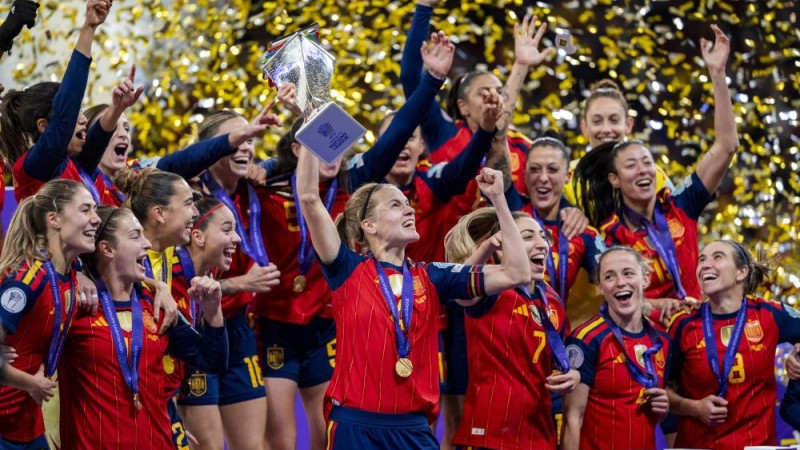 Spānijas futbolistes otro reizi pēc kārtas triumfē Nāciju līgā