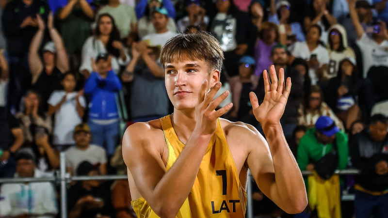 Grāvēja pavadībā Auziņš un Puškundzis izcīna Floridas bronzu