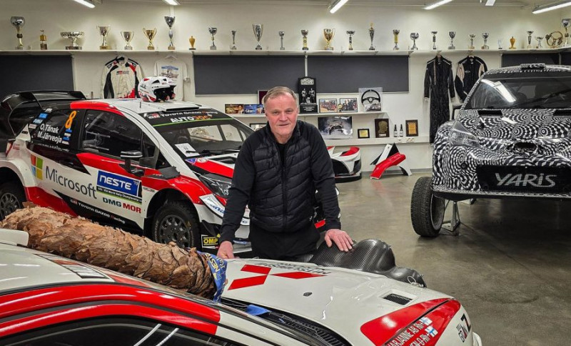 Četrkārtējais WRC čempions Tomijs Makinens ar ''Toyota Yaris WRC'' startēs Somijas ziemas rallijā