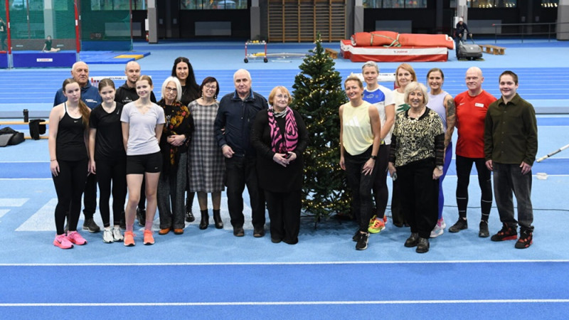 Ar olimpiešu startu "sudraba kilometrā" Valmierā Fadejeva 50. dzimšanas dienā aizvadīts Atmiņu brīdis