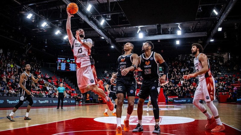 Rīdziniekus pieveikušajam Ungārijas klubam sāpīga izstāšanās no FIBA Čempionu līgas