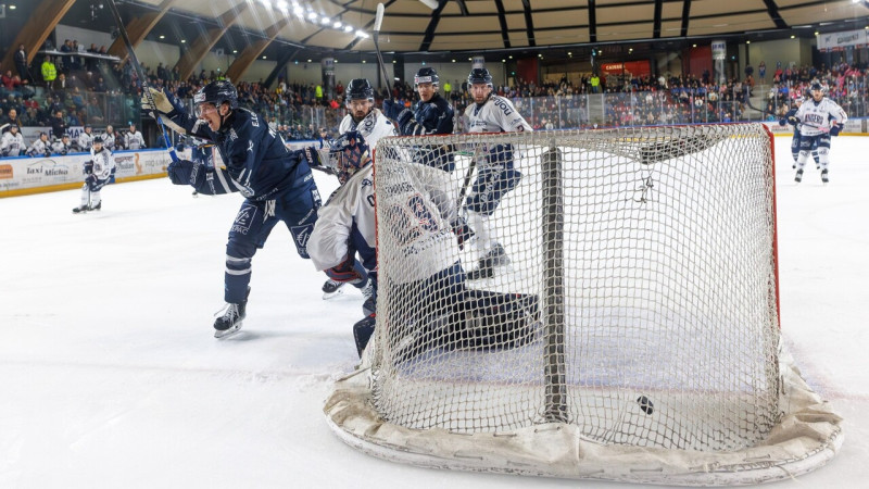 Daniels Mūrnieks un Nauris Sējējs iemet Alpu reģionā, Andersonam gara punktu sērija