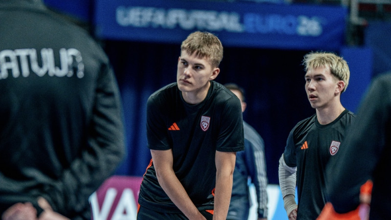 Vēsturisks brīdis: Latvijas telpu futbols Rīgā debitēs Eiropas čempionātā