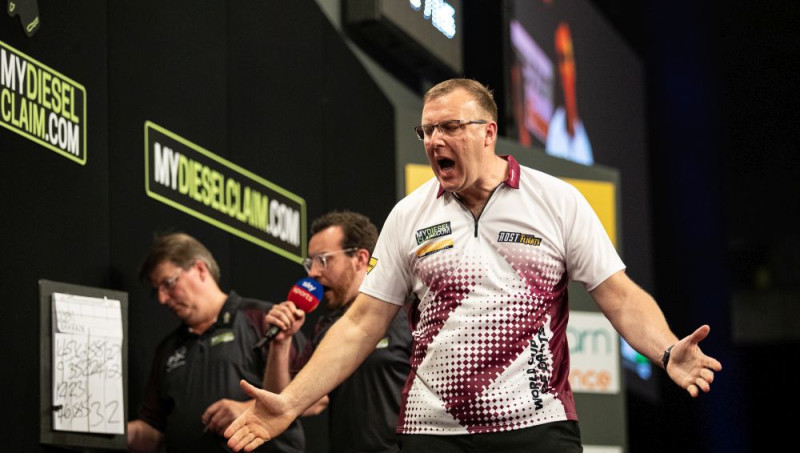 Žukovs izcīna godalgu PDC "Nordic & Baltic" Pro tūres 1. posmā šautriņu mešanā Rīgā