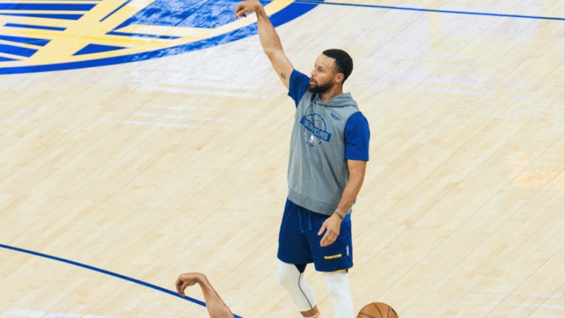 "Warriors" spīdeklis Karijs atgriezties ierindā plāno jau šajā nedēļā