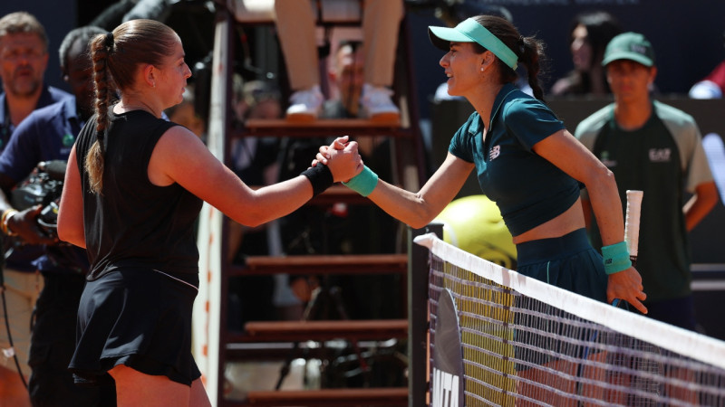 Ostapenko apstājas Romas 1/4 finālā