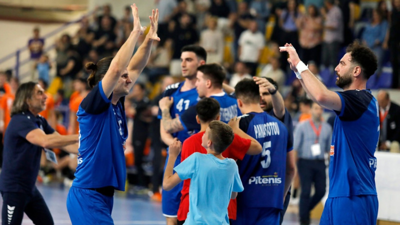 Fērieši nopelna debiju lielā PČ finālturnīrā, grieķi atgriezīsies pēc ilgas prombūtnes